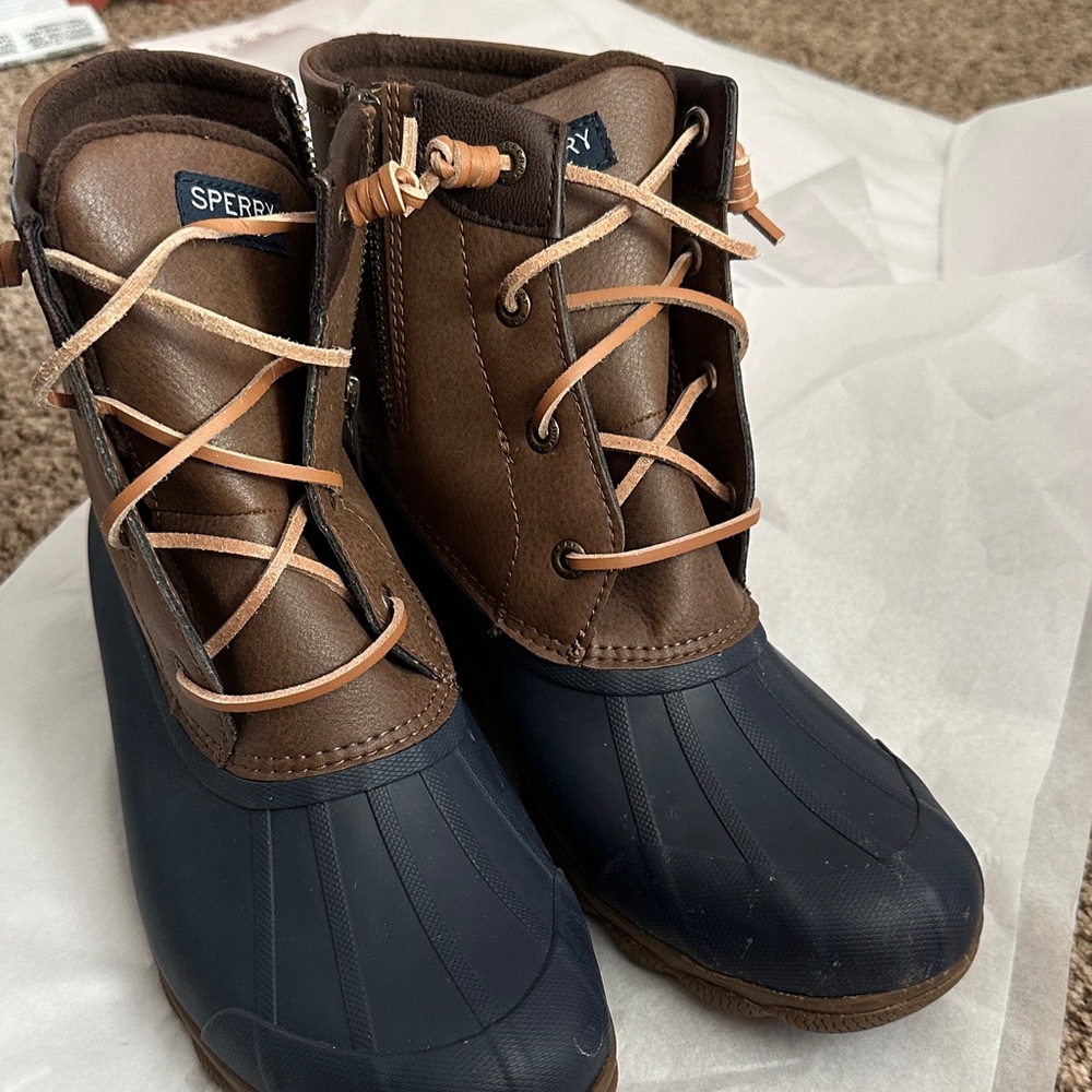 Sperry women’s Brown and Navy Boots, waterproof Duck boots, size 9 - Picture 2 of 7
